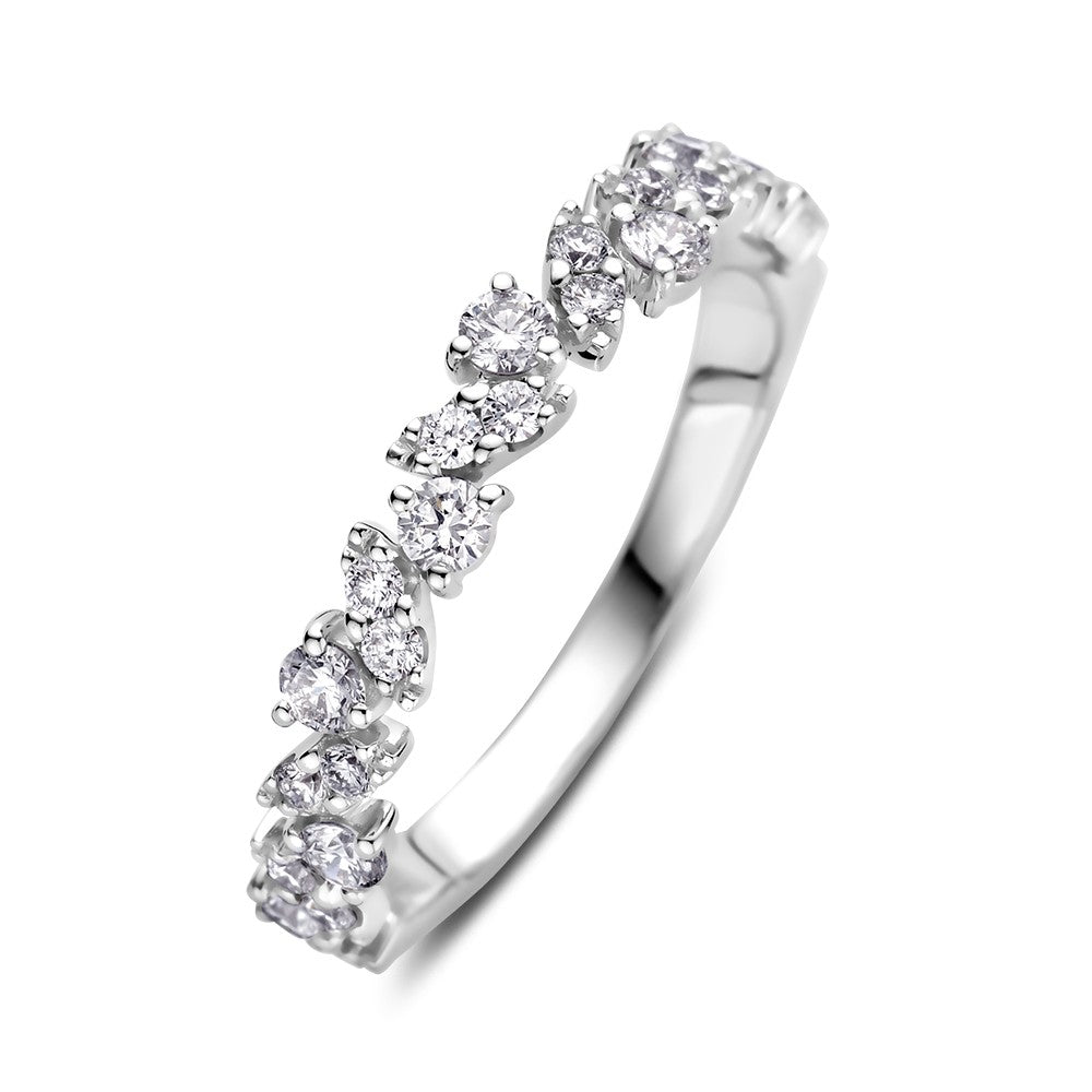 Weißgoldring mit 0,58 Karat Brillanten in verschiedenen Formen