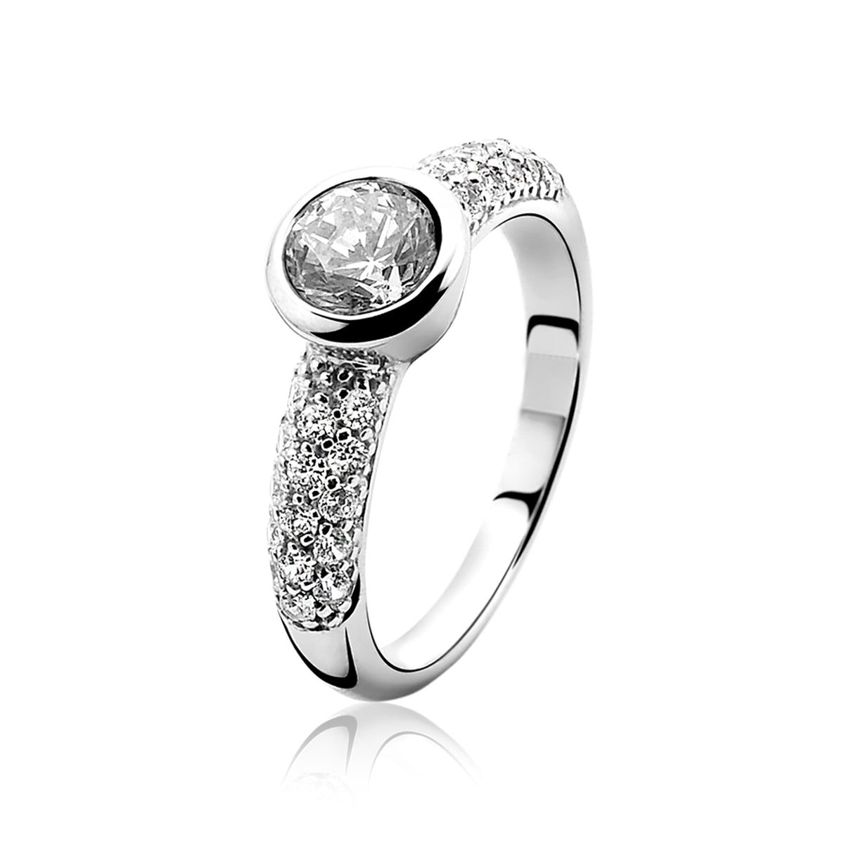 Ring aus Silber mit rundem Zirkonia und funkelnden Steinchen an den Seiten
