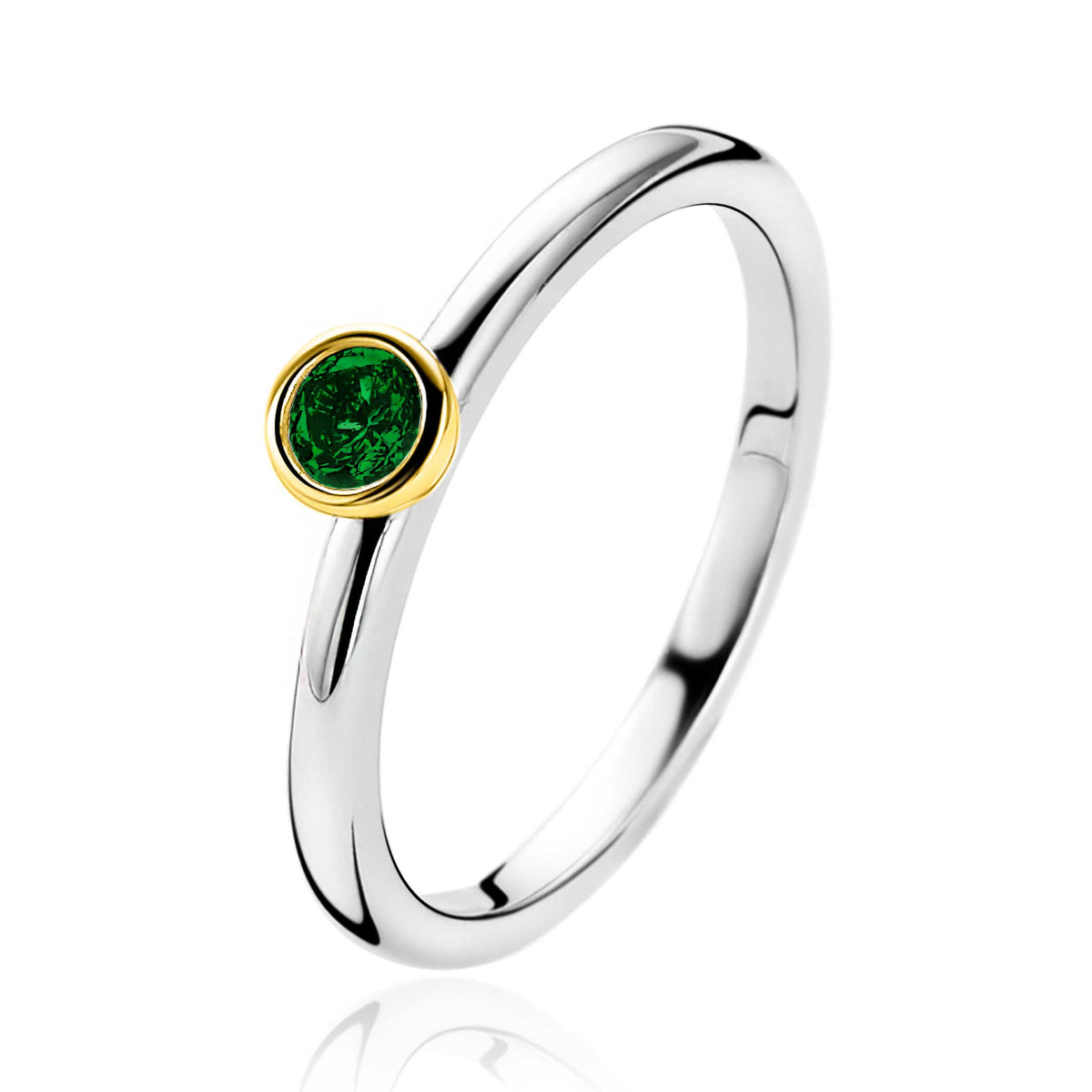 Ring aus Silber mit grünem Edelstein und goldfarbener Fassung