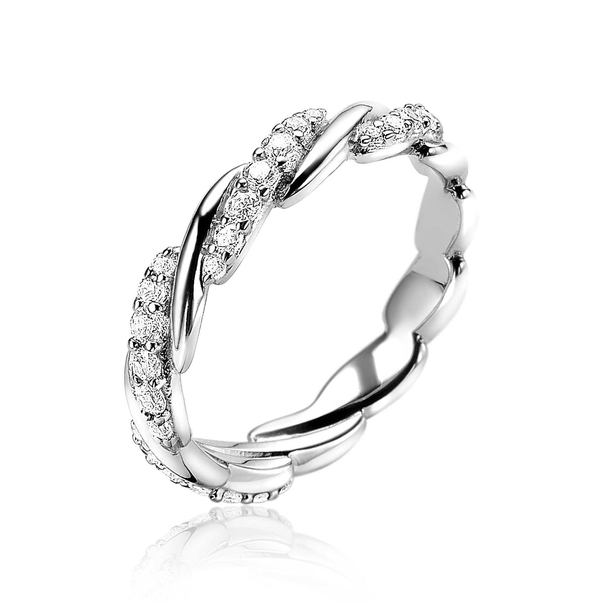 Ring aus Silber mit Zirkonia-Steinen in gewundener Form