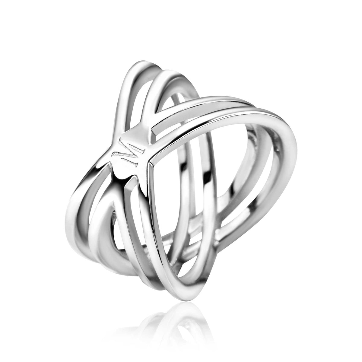 Ring aus Silber mit geschwungenem Design und mehreren ineinander verschlungenen Ringen