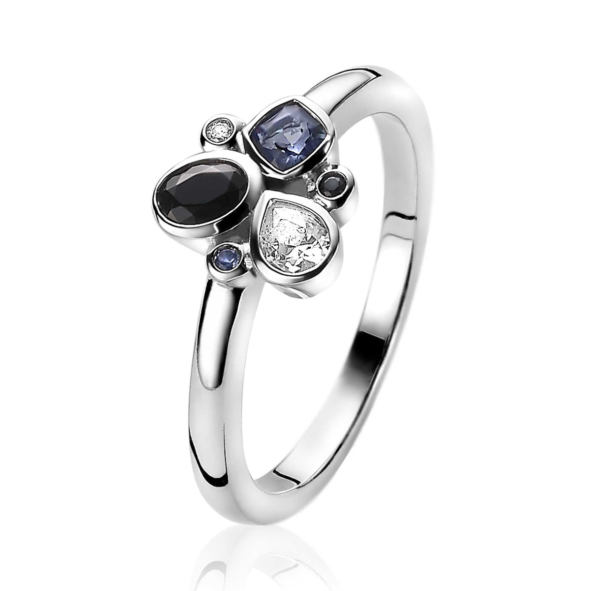 Ring aus Silber mit drei verschiedenen Edelsteinen in Schwarz, Blau und Weiß