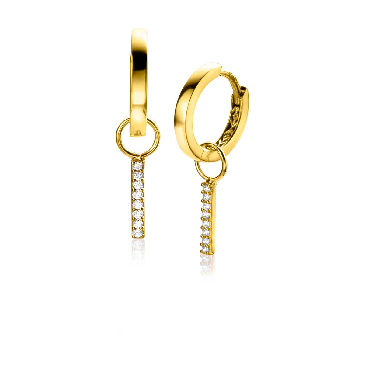 Goldene Ohrringe mit hängendem Element und kleinen, klaren Steinen