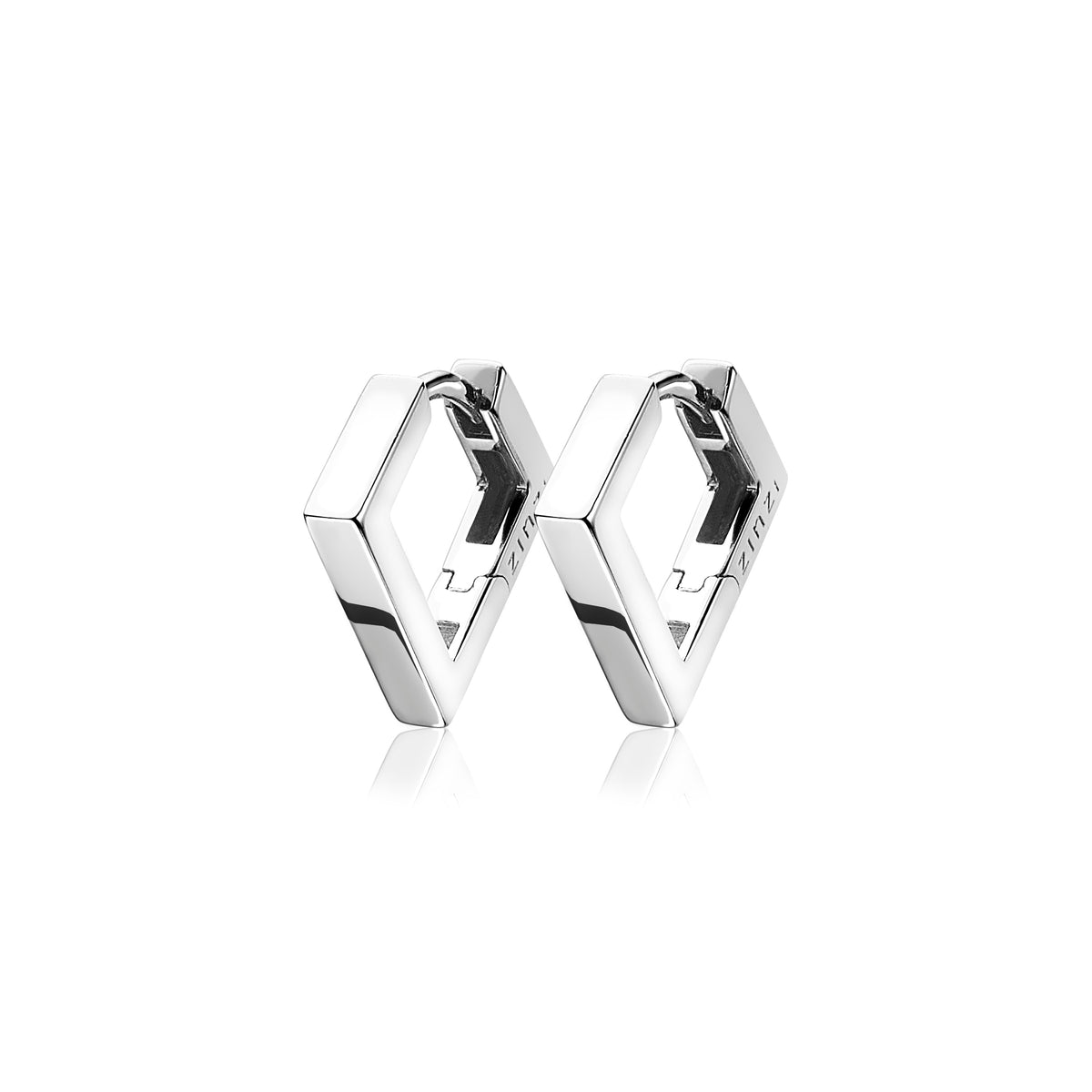 Ohrringe aus Silber in quadratischer Form mit offenem Design