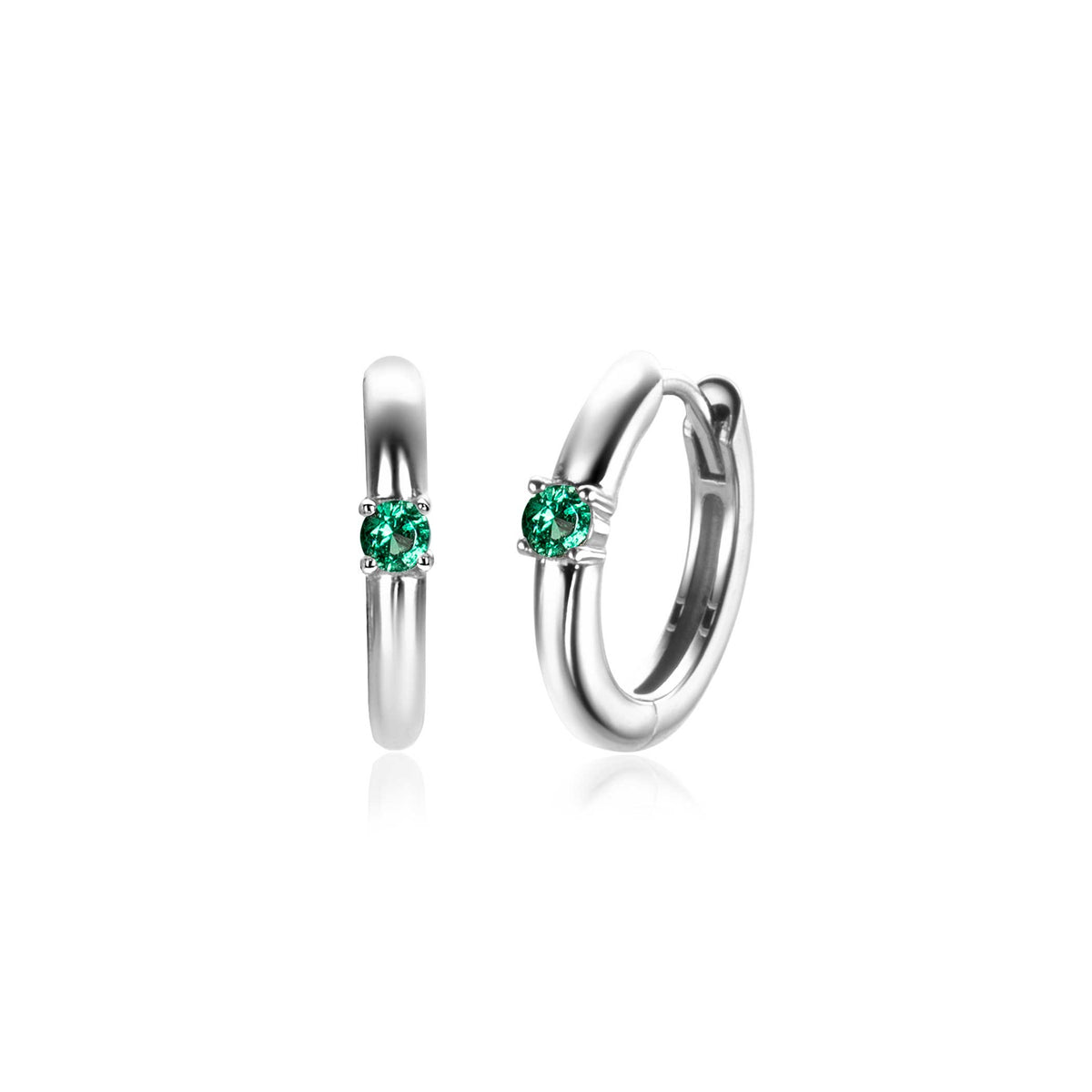Silberne Ohrringe mit grünem Edelstein und geschwungenem Design