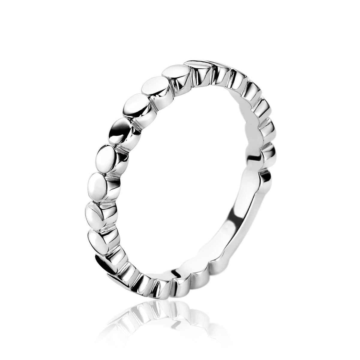 Ring aus Silber mit ovalen, glänzenden Elementen entlang des Bandes