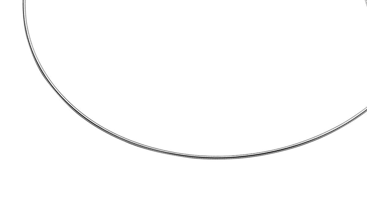 Halskette aus Silber mit schlichter, runder Form und glatter Oberfläche