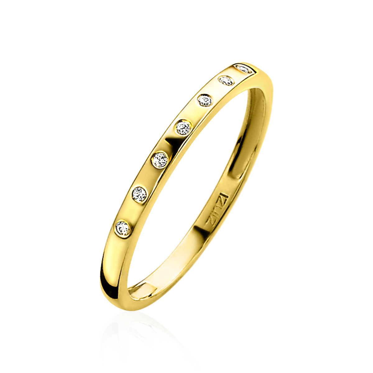 Ring aus Gold mit sieben kleinen, funkelnden Edelsteinen entlang der Oberfläche