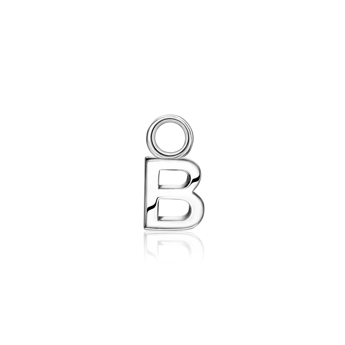 Silberne Ohrringe mit dem Buchstaben B als Anhänger