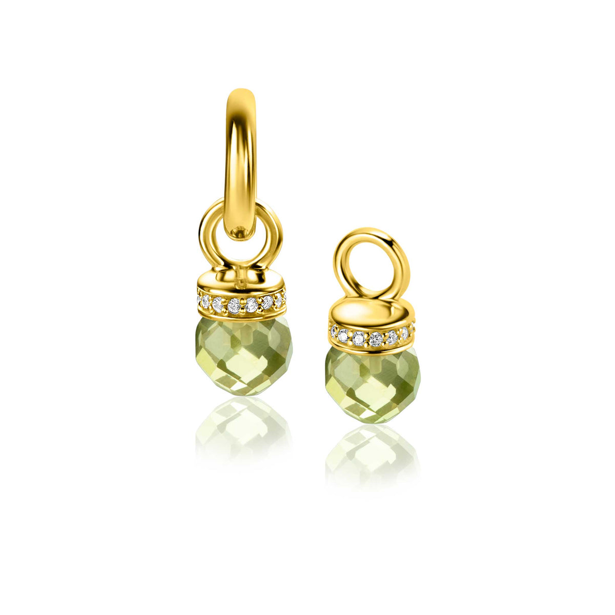 Goldplattierte Ohrringe mit grünem Edelstein und Zirkonia-Steinen