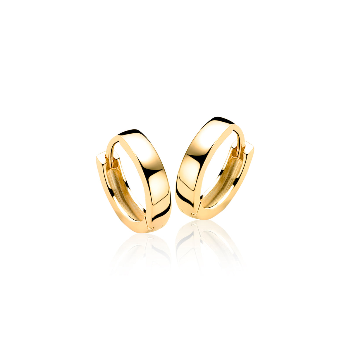 Goldplattierte Creolen mit glänzender Oberfläche und klassischem Design