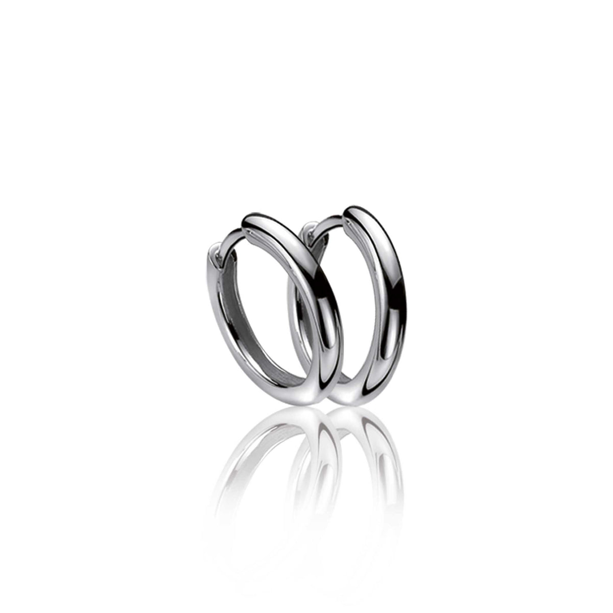 Ohrringe aus Silber mit glänzender Oberfläche und geschwungener Form