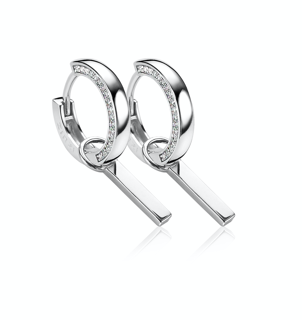 Ohrringe aus Silber mit funkelnden Zirkonia und modernem Design