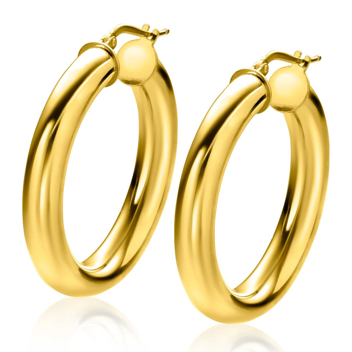Goldplattierte Creolen mit glänzender Oberfläche und klassischem Design